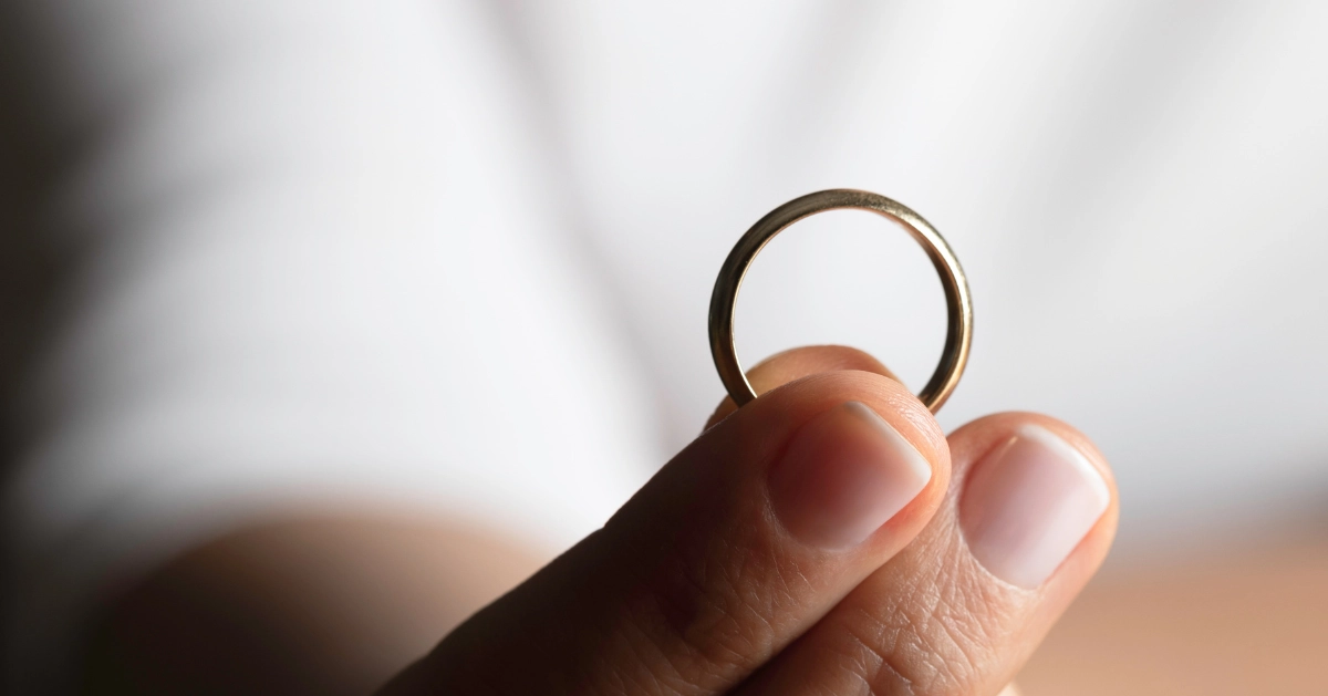 Dealing with Divorce, 4 Tips for Healthy Healing